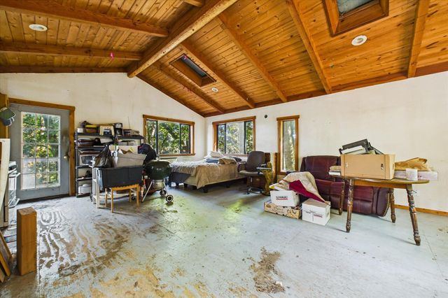 3826 Thomas Road, Miranda, CA 95553