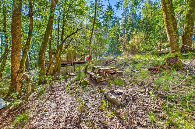 3826 Thomas Road, Miranda, CA 95553