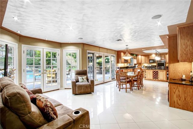 7954 Thoroughbred, Rancho Cucamonga, CA 91701