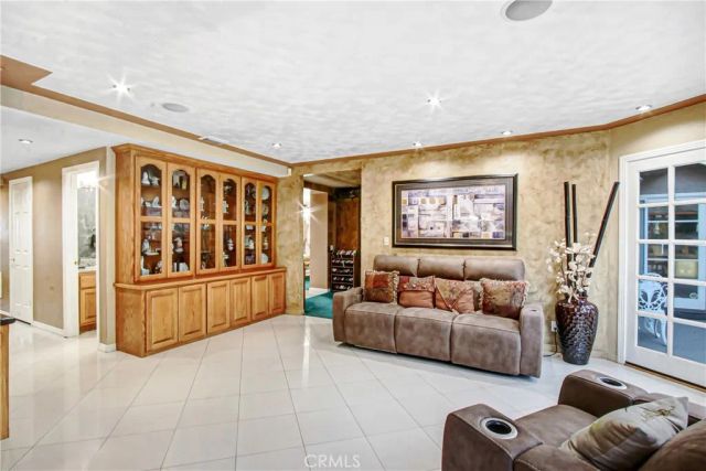 7954 Thoroughbred, Rancho Cucamonga, CA 91701