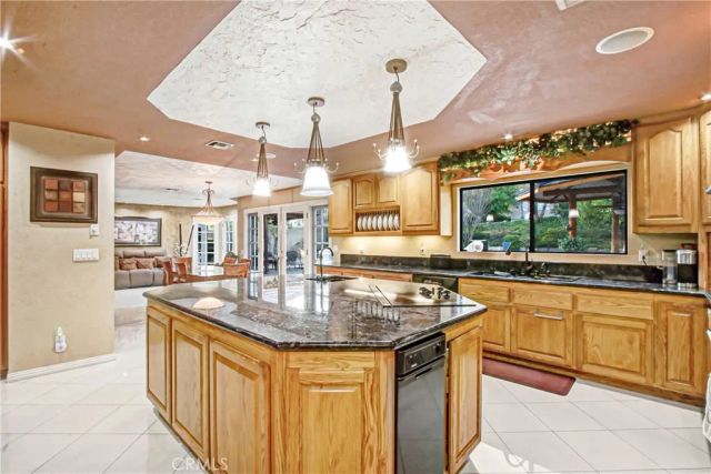 7954 Thoroughbred, Rancho Cucamonga, CA 91701