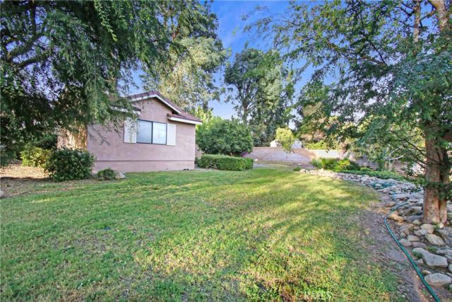 7954 Thoroughbred, Rancho Cucamonga, CA 91701