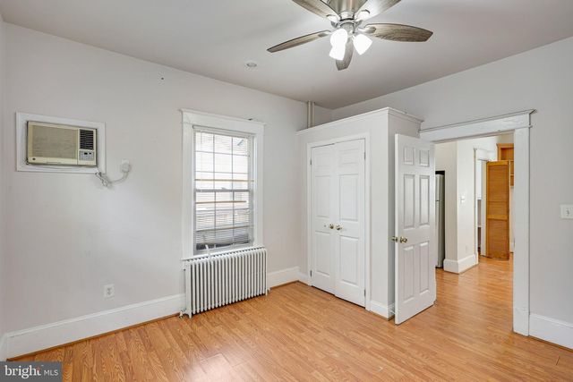 1619 S MONROE ST, Arlington, VA 22204
