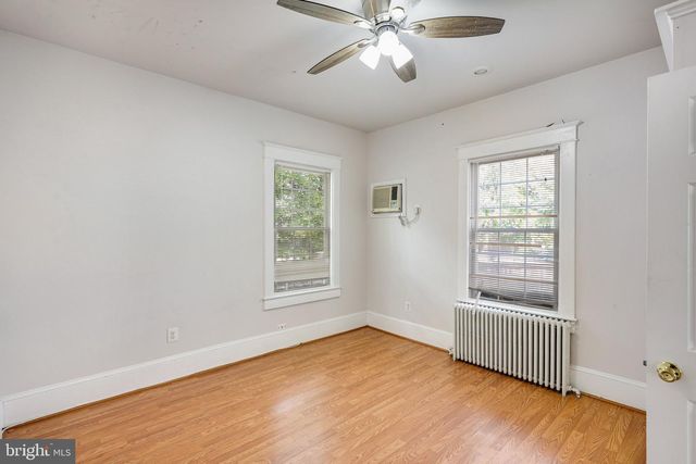 1619 S MONROE ST, Arlington, VA 22204