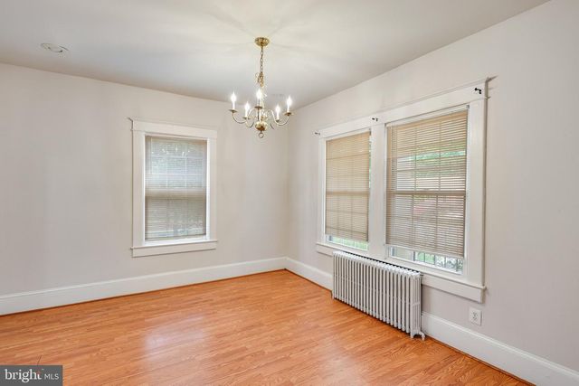 1619 S MONROE ST, Arlington, VA 22204