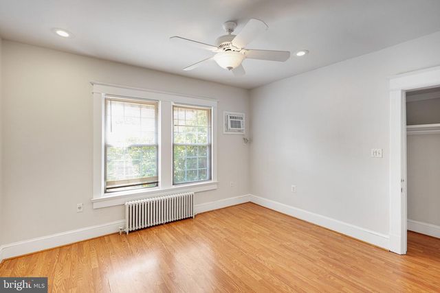 1619 S MONROE ST, Arlington, VA 22204