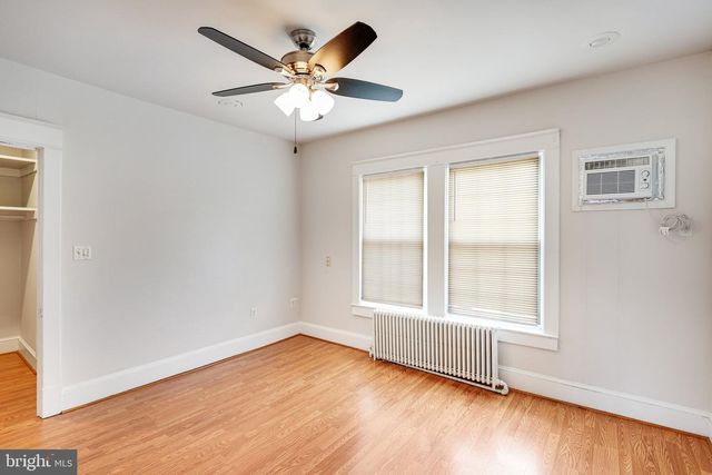 1619 S MONROE ST, Arlington, VA 22204
