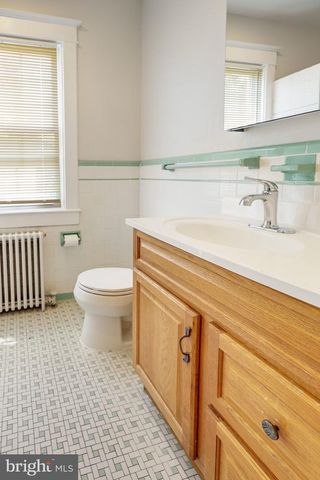 1619 S MONROE ST, Arlington, VA 22204