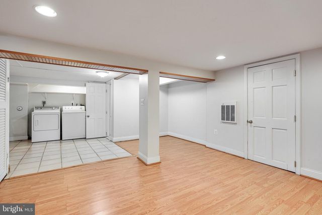 1619 S MONROE ST, Arlington, VA 22204