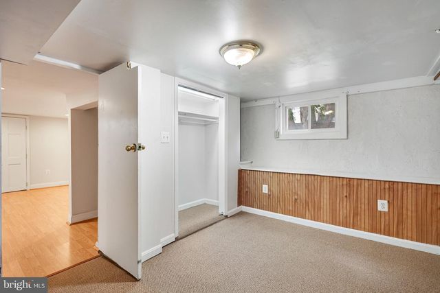 1619 S MONROE ST, Arlington, VA 22204