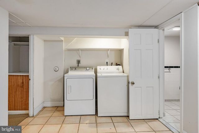 1619 S MONROE ST, Arlington, VA 22204