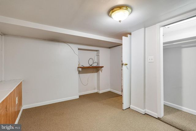1619 S MONROE ST, Arlington, VA 22204