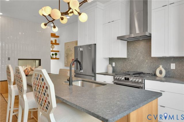 4509 Colonial Place Aly, Richmond, VA 23221