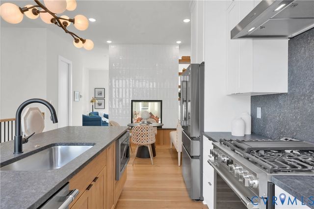 4509 Colonial Place Aly, Richmond, VA 23221