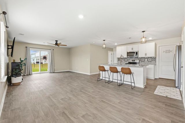 901 Corn Husk Loop, Conway, SC 29527