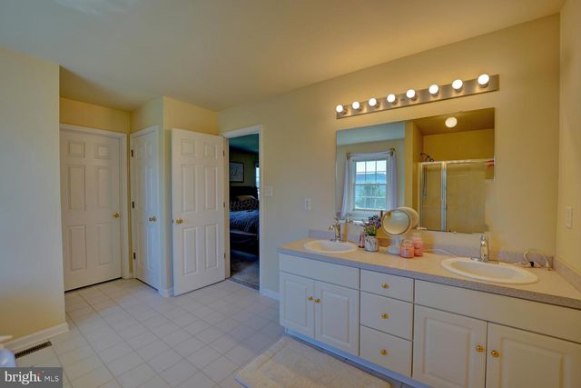 61 LADY CT, Dover, DE 19901
