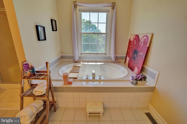 61 LADY CT, Dover, DE 19901