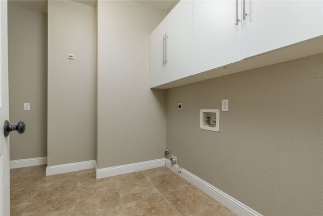 9705 Southern Hills Drive, Plano, TX 75025