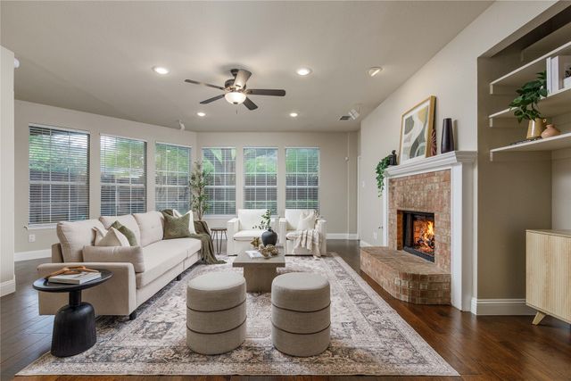 9705 Southern Hills Drive, Plano, TX 75025