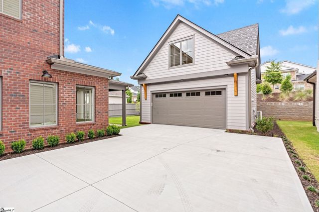7 Crossmoor Circle, Greenville, SC 29607