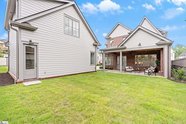 7 Crossmoor Circle, Greenville, SC 29607