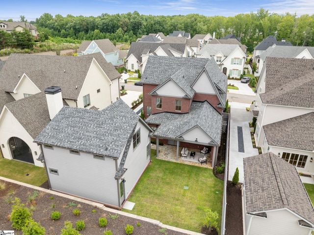 7 Crossmoor Circle, Greenville, SC 29607