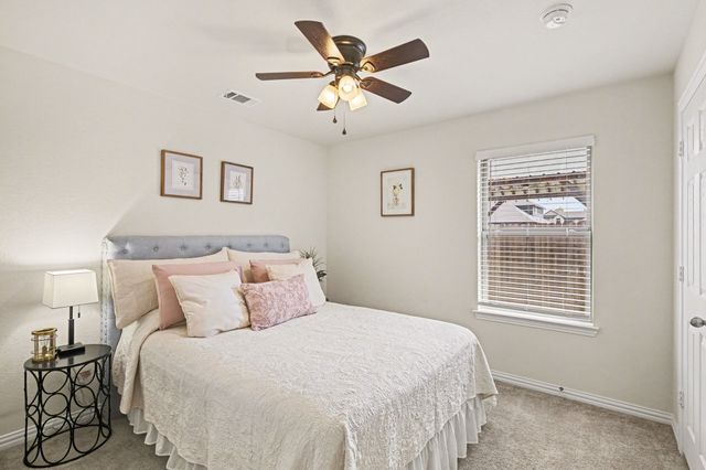 1237 Rushmore Drive, Burleson, TX 76028