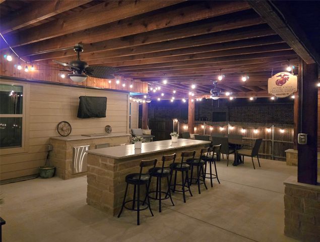 1237 Rushmore Drive, Burleson, TX 76028