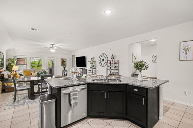 1237 Rushmore Drive, Burleson, TX 76028