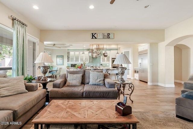 8705 S 24TH Place, Phoenix, AZ 85042