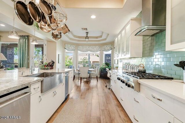 8705 S 24TH Place, Phoenix, AZ 85042