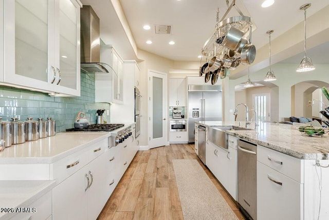 8705 S 24TH Place, Phoenix, AZ 85042