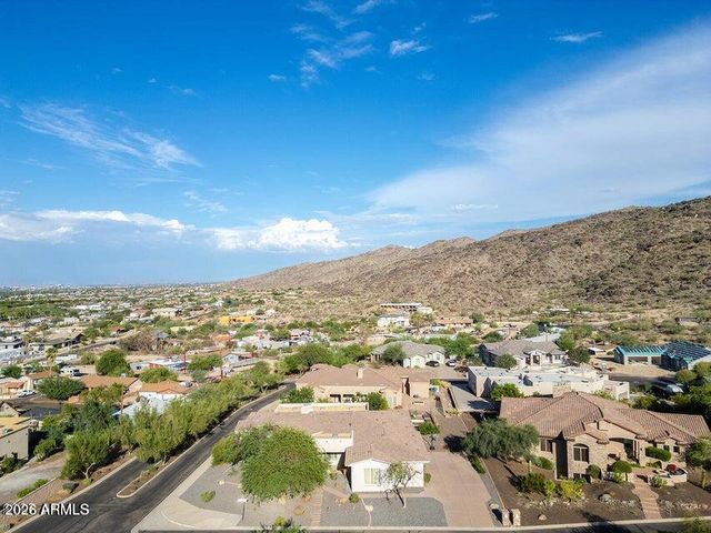 8705 S 24TH Place, Phoenix, AZ 85042