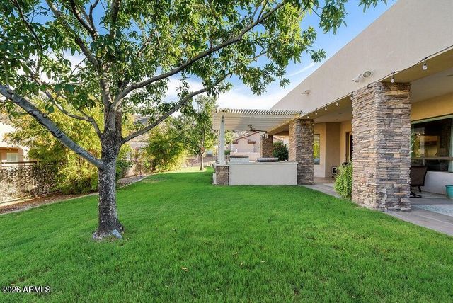 8705 S 24TH Place, Phoenix, AZ 85042