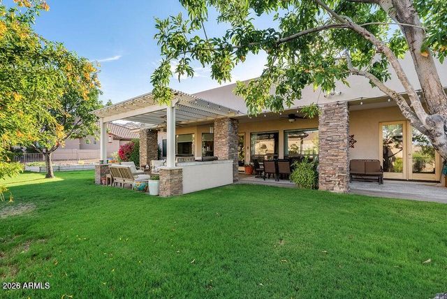 8705 S 24TH Place, Phoenix, AZ 85042