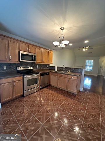 508 Jaclyn Circle, Mcdonough, GA 30253