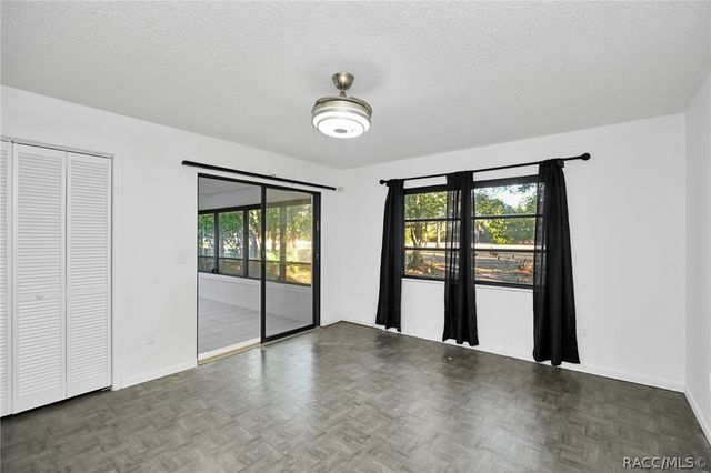 16 Golfview Court, Homosassa, FL 34446