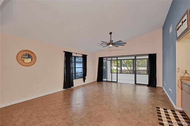 16 Golfview Court, Homosassa, FL 34446