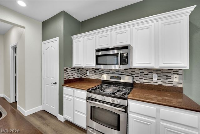 9866 November Rain Street, Las Vegas, NV 89178