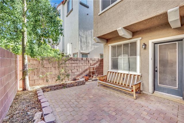 9866 November Rain Street, Las Vegas, NV 89178