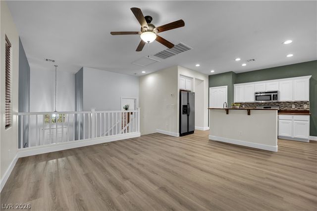 9866 November Rain Street, Las Vegas, NV 89178