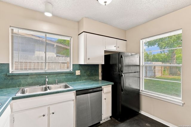 801 OBLATE DR, San Antonio, TX 78216