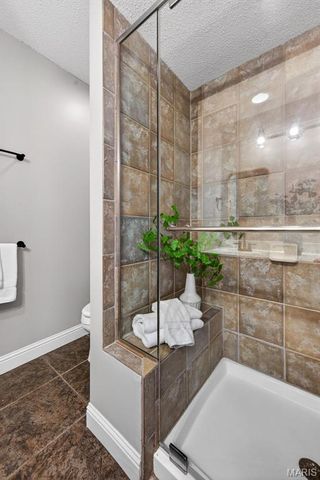 3217 E Arpent Way, St Charles, MO 63301