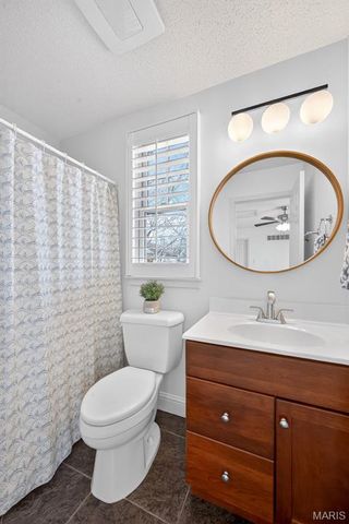 3217 E Arpent Way, St Charles, MO 63301