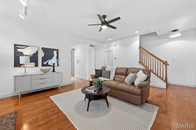 3217 E Arpent Way, St Charles, MO 63301