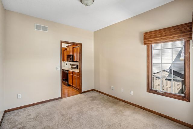 1305 Parkhill Drive, Norwalk, IA 50211