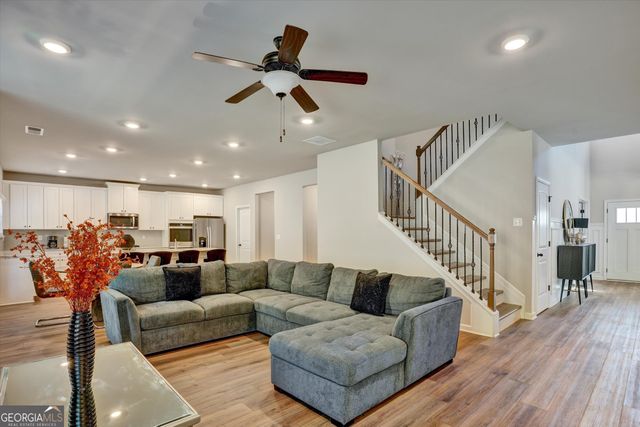 416 Traditions Lane, Hampton, GA 30228