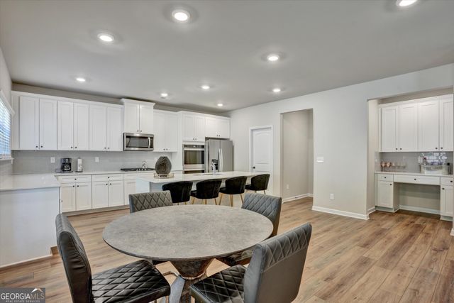 416 Traditions Lane, Hampton, GA 30228