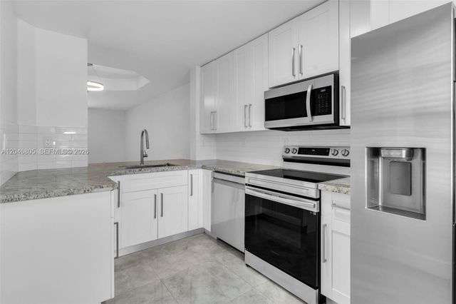 14231 SW 120th Court 411, Miami, FL 33186