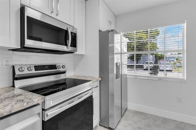 14231 SW 120th Court 411, Miami, FL 33186